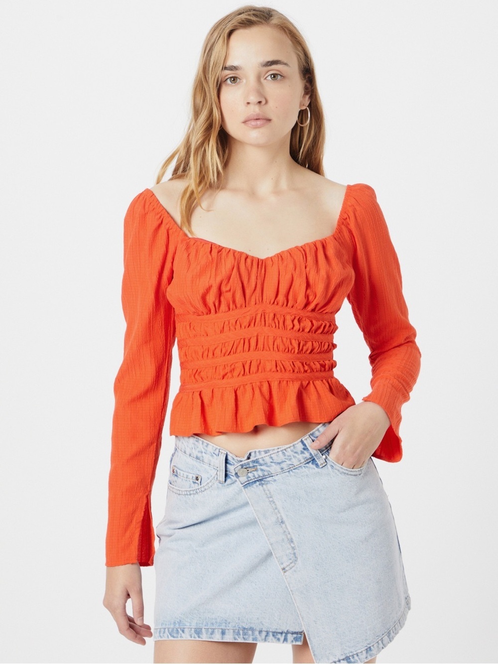 Topshop • NWOT Ruched Long-Sleeve Peplum Top PTP 16-19”